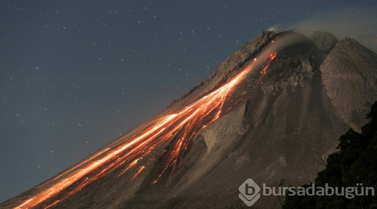 Merapi Yanardağı'nda volkanik hareketlilik
