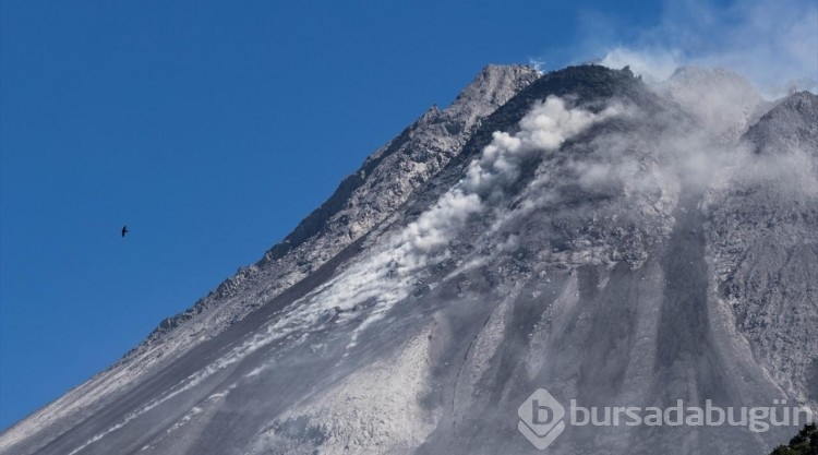 Merapi Yanardağı'nda volkanik hareketlilik
