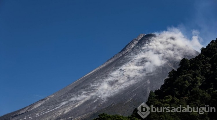 Merapi Yanardağı'nda volkanik hareketlilik
