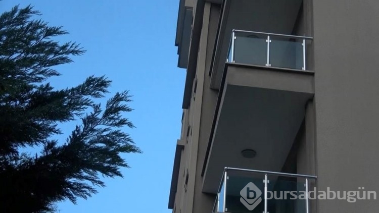 Bursa'da bir kadın hava almak için açtığı camdan düşerek öldü
