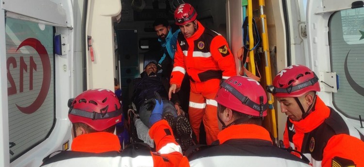 Sarıkamış Kayak Merkezi'nde dikkat çeken kareler
