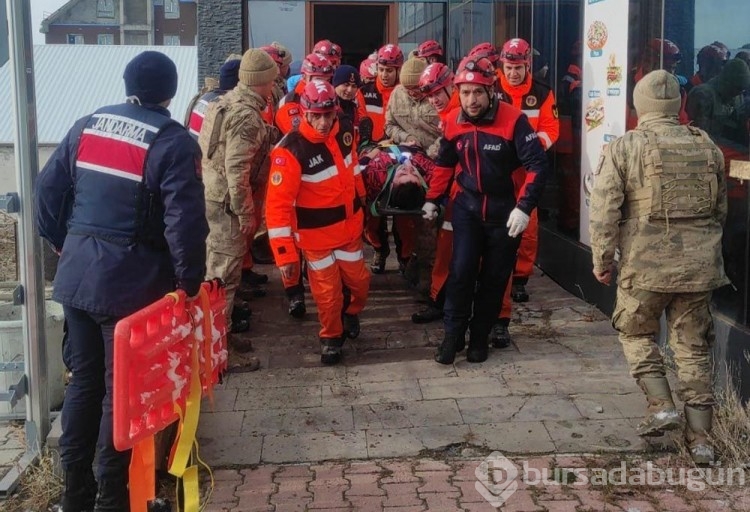 Sarıkamış Kayak Merkezi'nde dikkat çeken kareler
