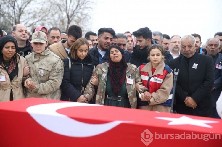 Pençe-Kilit şehitlerine gözyaşlarıyla veda