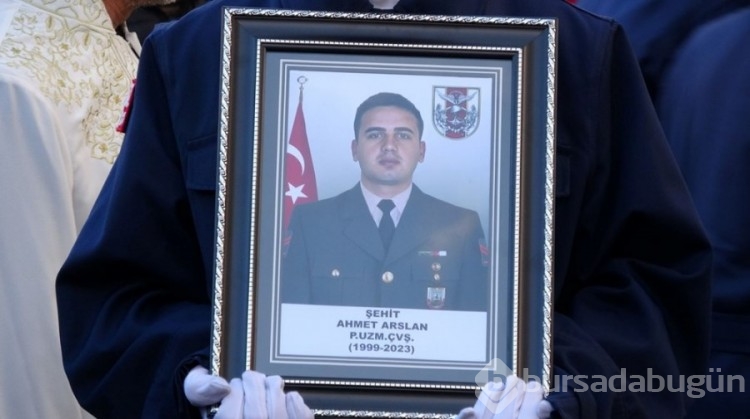Pençe-Kilit şehitlerine gözyaşlarıyla veda