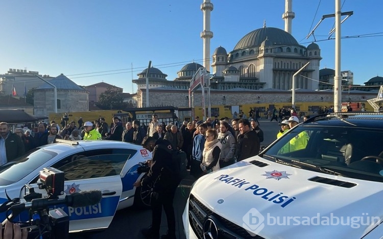 Çete araçları polis otosu oldu