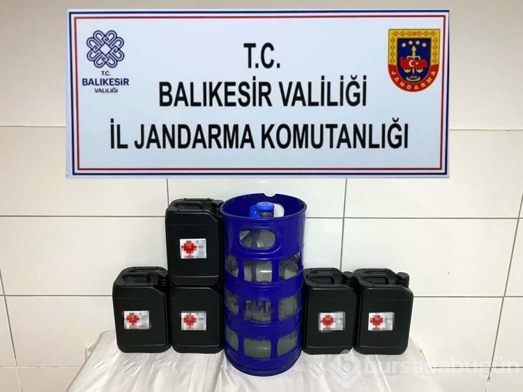 Balıkesir'de 2 bin 587 litre sahte ve kaçak içki ele geçirildi