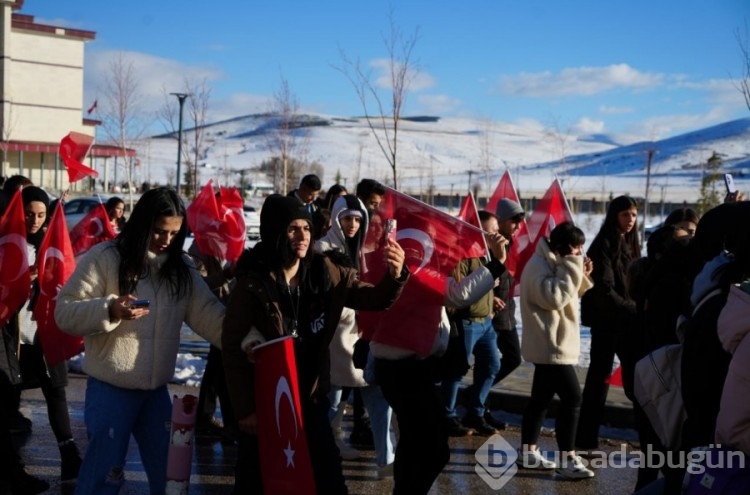 Bayburt'ta 'Şehitlere Saygı Yürüyüşü' düzenlendi