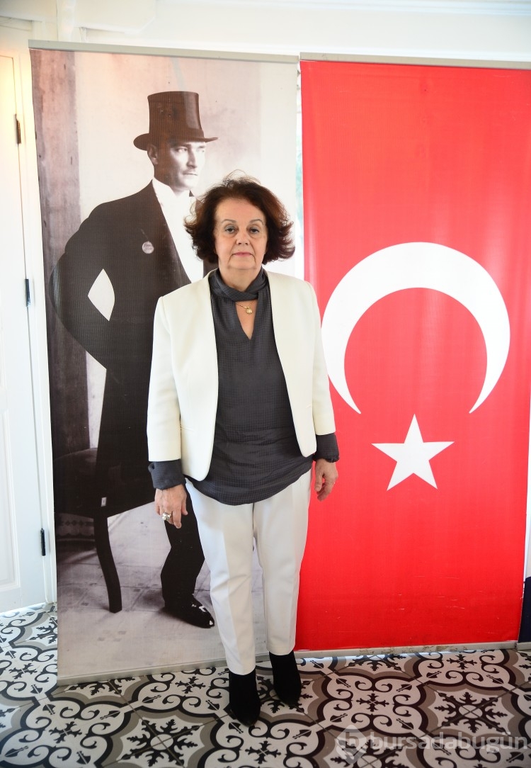 Dünya ilklerini başaran Türk kadınlarını paylaştılar
