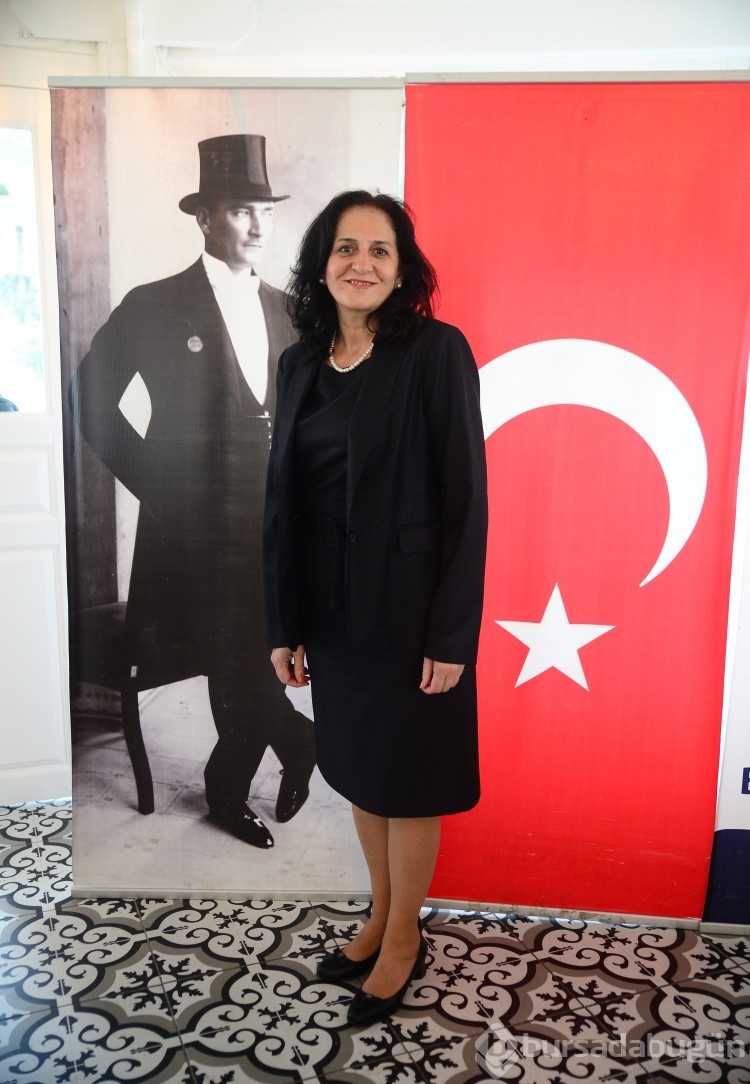 Dünya ilklerini başaran Türk kadınlarını paylaştılar
