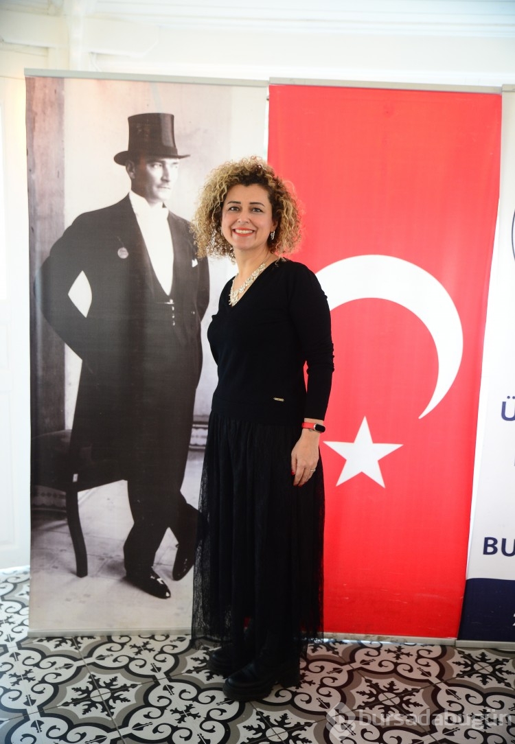 Dünya ilklerini başaran Türk kadınlarını paylaştılar
