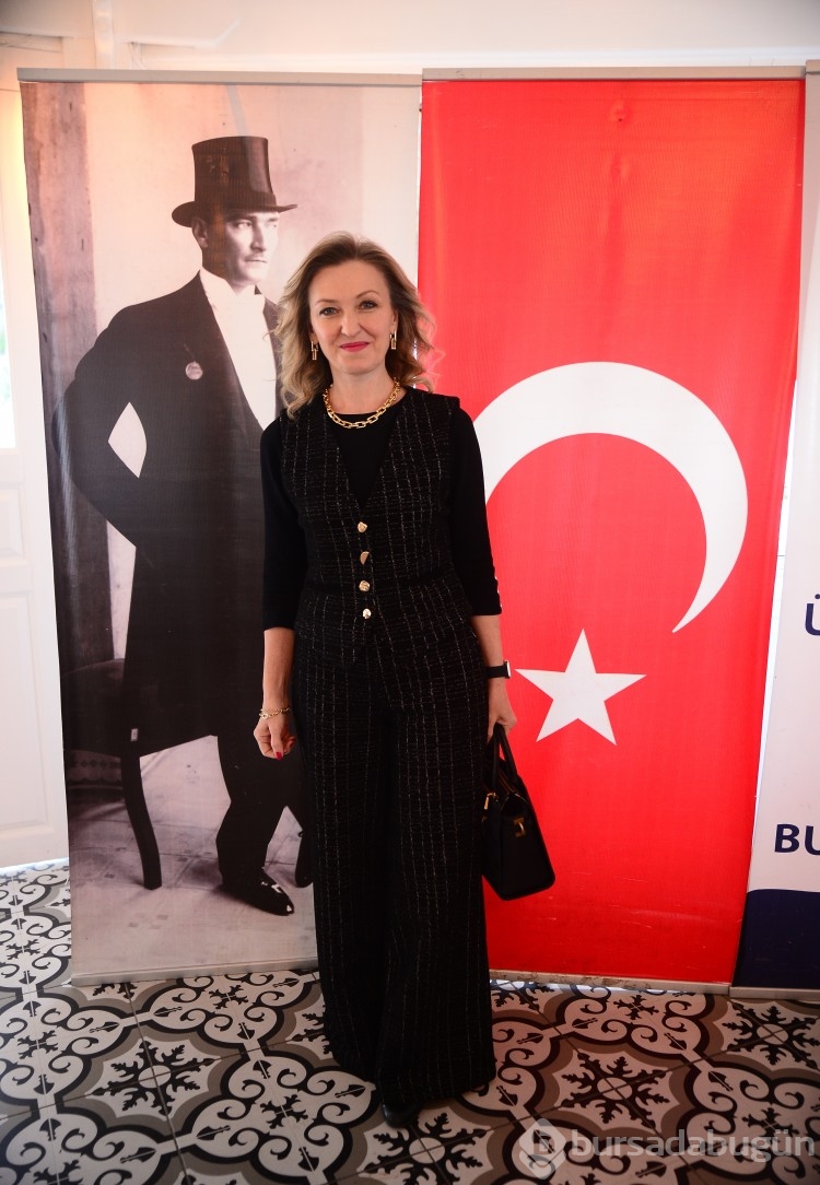 Dünya ilklerini başaran Türk kadınlarını paylaştılar
