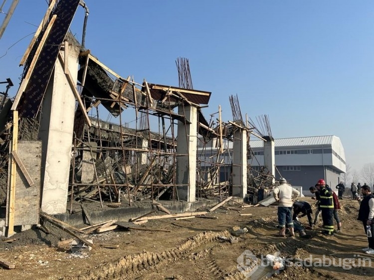 Bursa'da fabrika inşaatında çökme: 6 işçi yaralı
