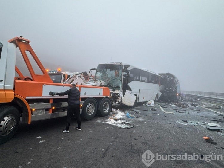 Kuzey Marmara Otoyolu'nda zincirleme kaza