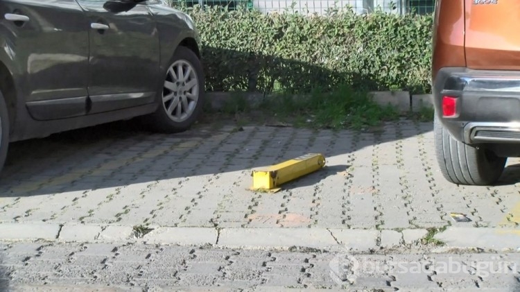 Duba kırıldı, komşular birbirine girdi
