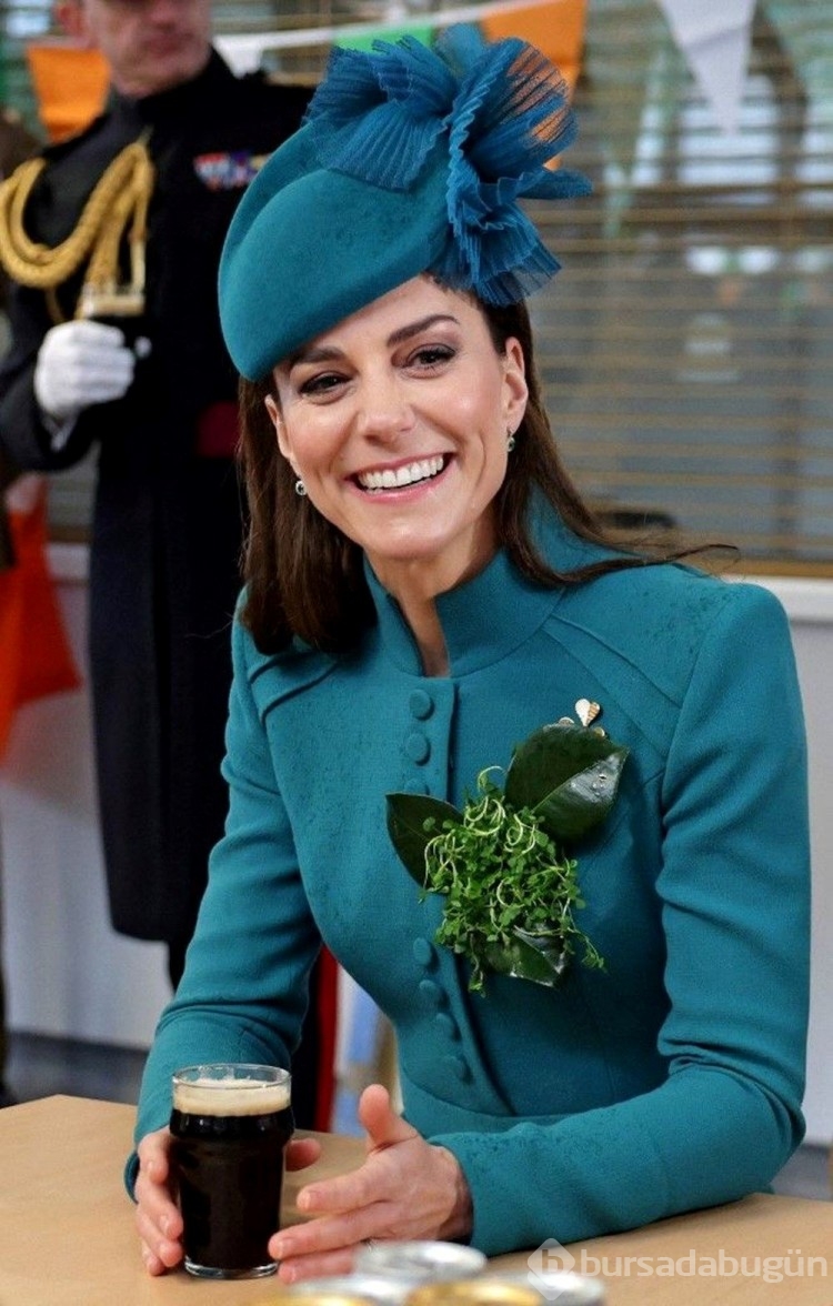 Kraliyet yazarı: Prenses Kate Middleton gerçekte göründüğünden farklı biri
