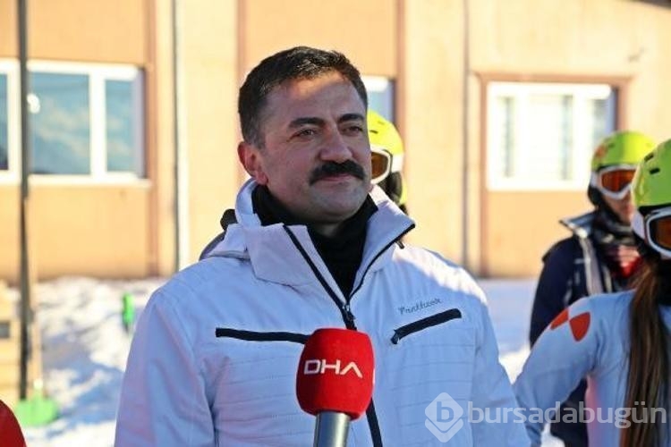 Tunceli'de kayak sezonu erken açıldı
