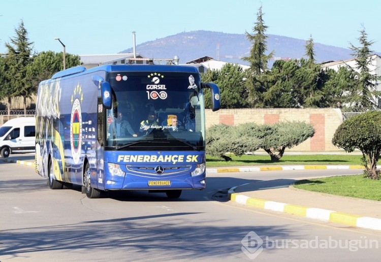 Fenerbahçe, Süper Kupa maçı için Suudi Arabistan'a gitti
