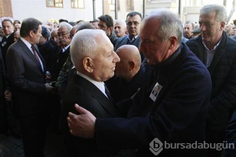 Eski Bakan Yaşar Okuyan, Yalova'da toprağa verildi
