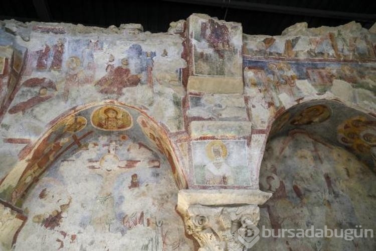 Demre nüfusunun 7 katı turist, 'Noel Baba' için geldi
