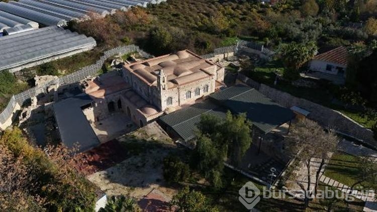 Demre nüfusunun 7 katı turist, 'Noel Baba' için geldi
