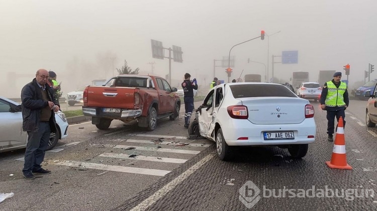 Çanakkale'de yoğun sis kazaya neden oldu: 4 yaralı