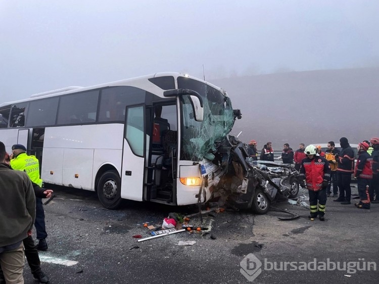 Kuzey Marmara Otoyolu'ndaki katliam gibi kazada sisin uydu sistemine fotoğrafı yansıdı
