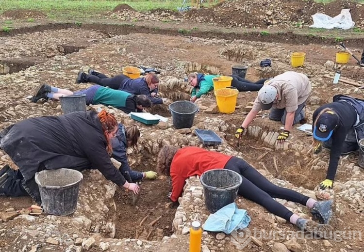 İngiltere'de ''yüksek statülü'' kişilere ait orta çağ mezarlığı keşfedildi