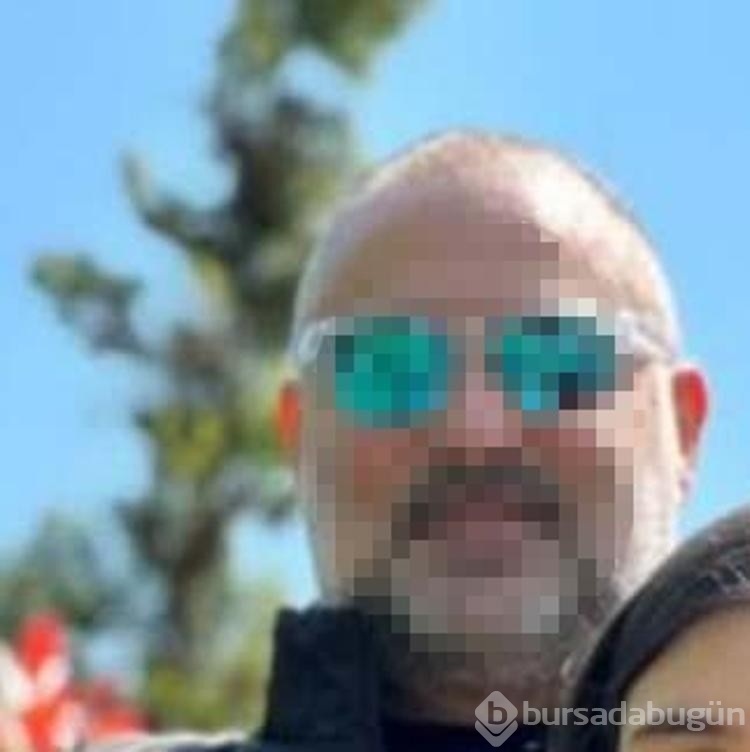 Kuyumcu müşterilerini dolandırıp kaçtı