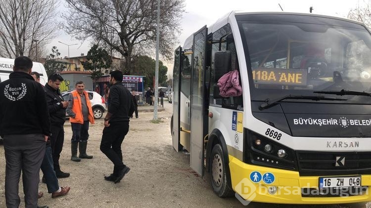 Bursa'da zihinsel engelli çocuk, kendisini otobüsten indiren şoförü bıçakladı
