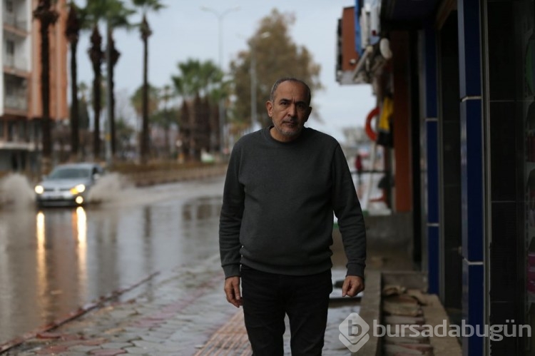 Hatay İskenderun'da sağanak etkili oldu
