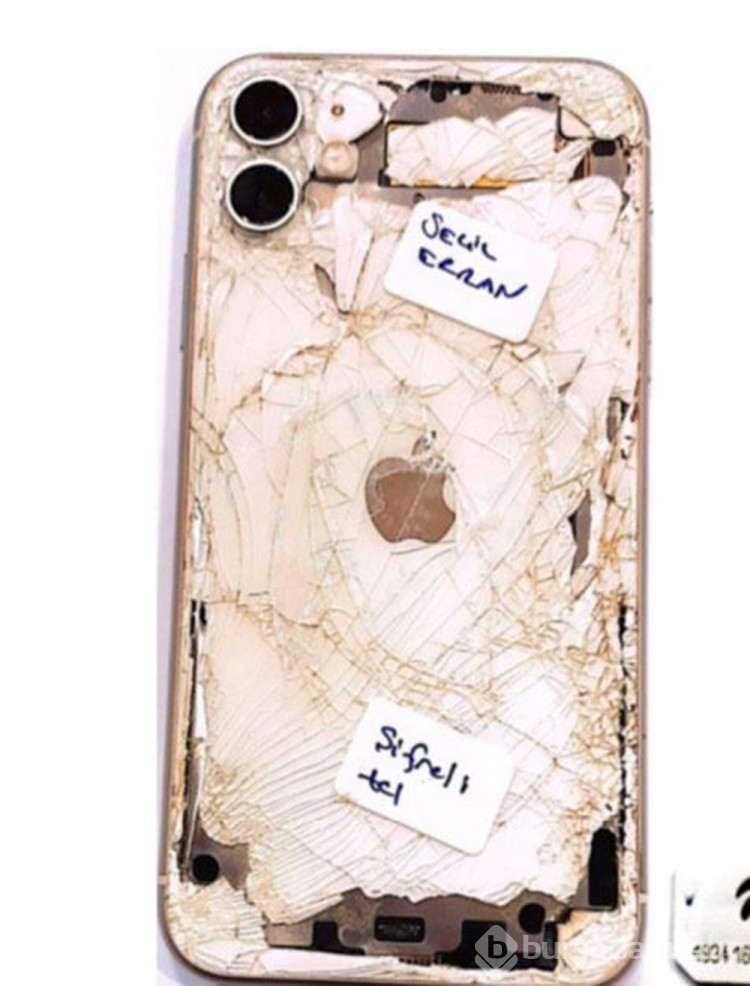 Seçil Erzan'ın kırık telefonundan çıkan yeni mesajlar