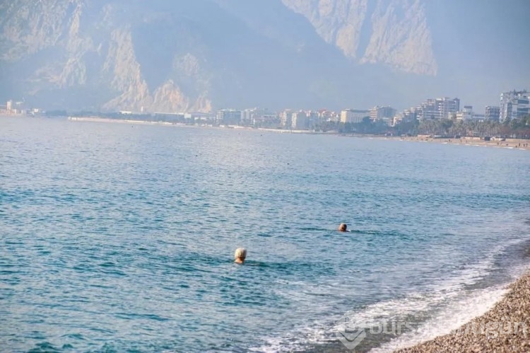 Antalya'da yaz hala devam ediyor