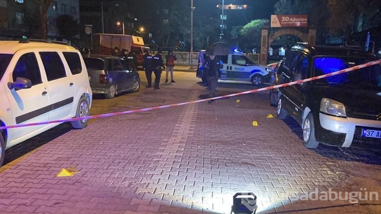 İki yıl önce boşandığı eşine sokakta kurşun yağdırıp, öldürdü
