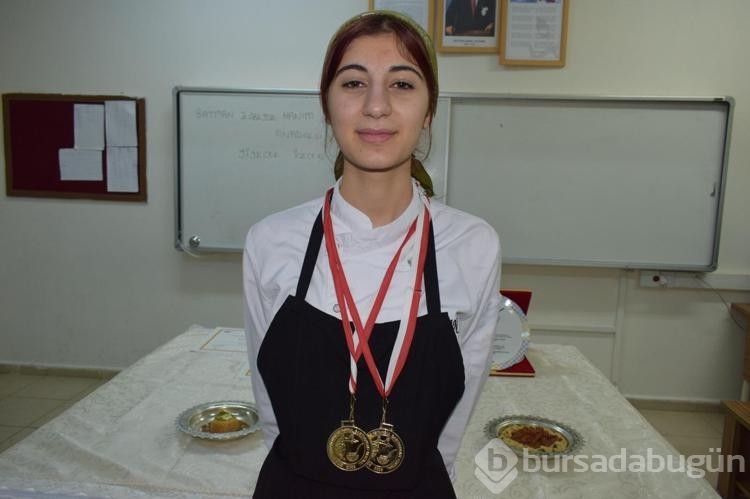 Batmanlı öğrenciler, uluslararası yemek yarışmasından ödüllerle döndü