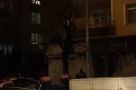 Kocaeli'nde balkona tırmanırken suçüstü yakalandı