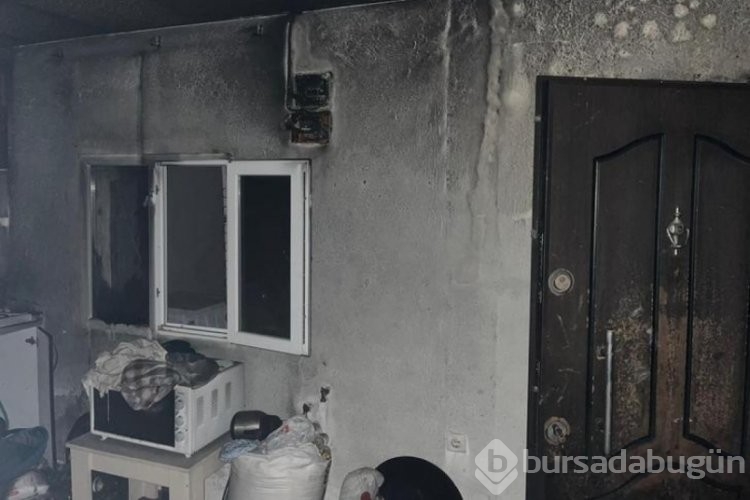 Babasına kızıp evlerini ateşe verdi, kardeşi hayatını kaybetti