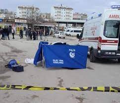 Şoför, muavini ezerek öldürdü!