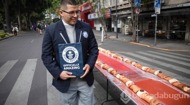 4.5 km'lik hamur işi Guinness rekorunu kırdı