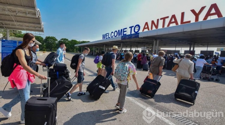 Antalya'da turist rekoru
