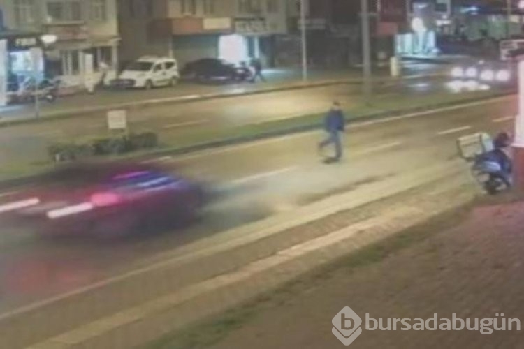 Zonguldak'ta otomobilin çarptığı yaşlı adam havada takla attı