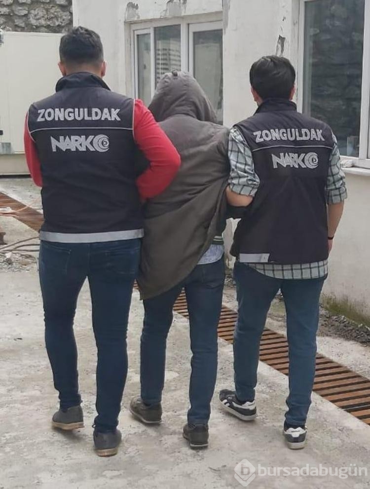 32 sanıklı uyuşturucu çetesi davasında itirafçı ifade değişince tutuklandı
