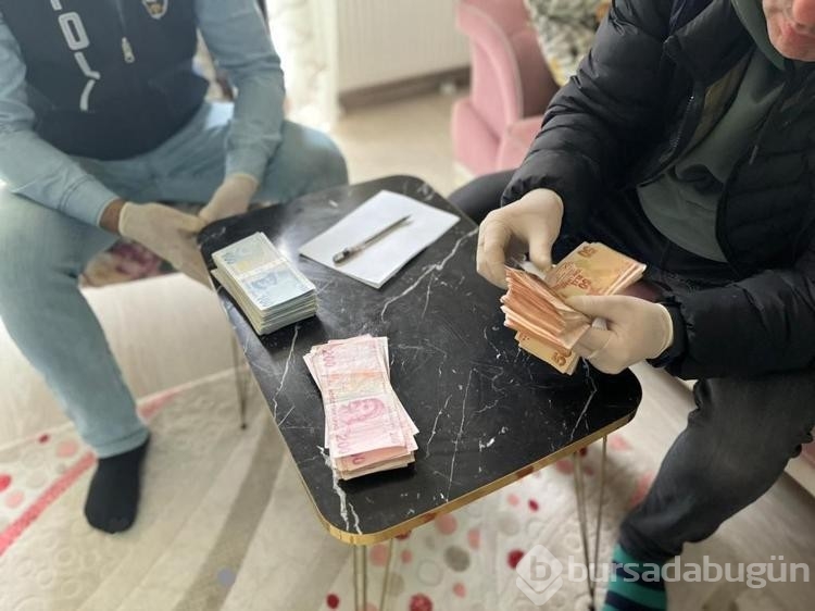 32 sanıklı uyuşturucu çetesi davasında itirafçı ifade değişince tutuklandı
