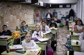 Ukrayna'da savaş nedeniyle yer altı okulları inşa ediliyor