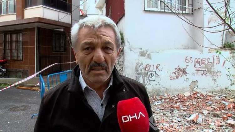 Kağıthane'de balkon çöktü