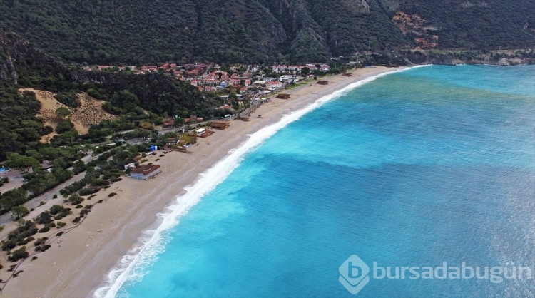 Fethiye'de Ölüdeniz'in rengi turkuaza döndü
