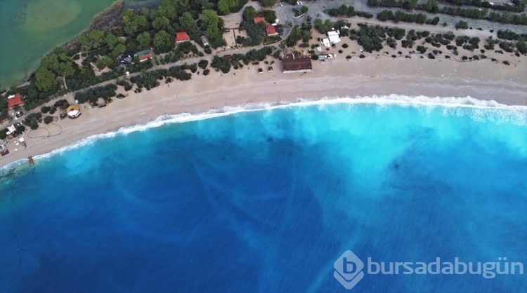 Fethiye'de Ölüdeniz'in rengi turkuaza döndü
