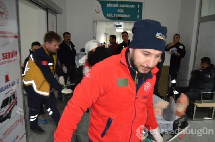 Kavga eden 40 yıllık çift, vazo ile birbirini yaraladı
