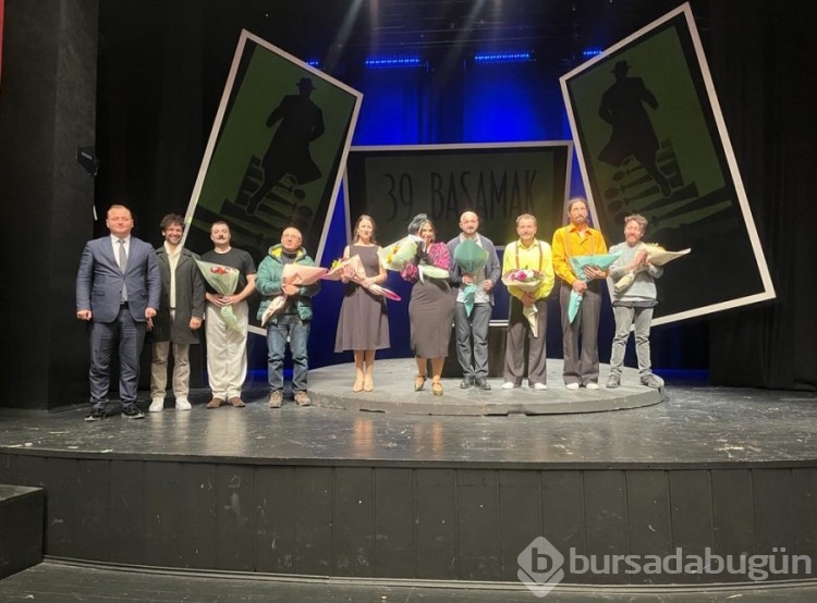 Bursa'da '39 Basamak' oyununa tam not