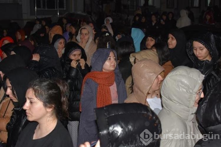 Ordu'da, yurt asansöründe mahsur kalan öğrenciler 45 dakika sonra kurtarıldı
