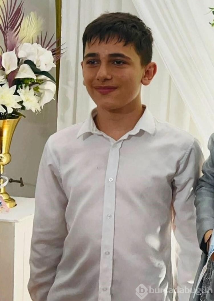 Büyükçekmece'de sac büküm makinesine kafası sıkışan çocuk hayatını kaybetti
